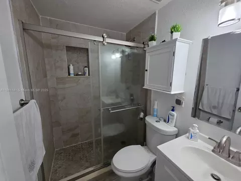 Bath - 2360 Service Rd, Opa Locka, FL 33054 photo 1 of 1