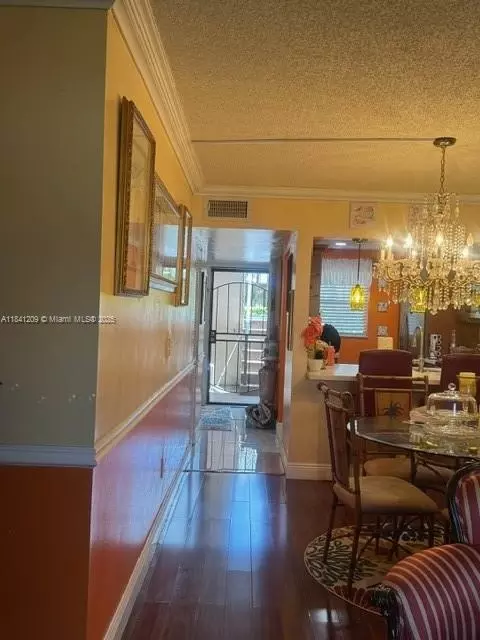 862 NE 209th St #106-39, Miami, FL 33179