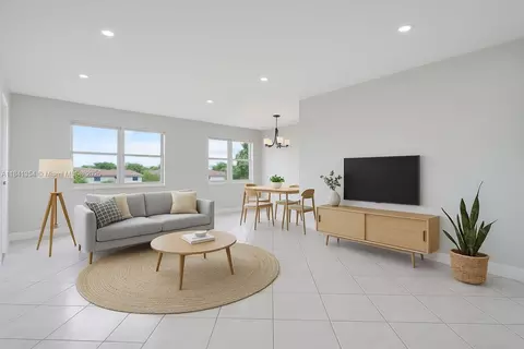 13450 SW 3rd St #401D, Pembroke Pines, FL 33027