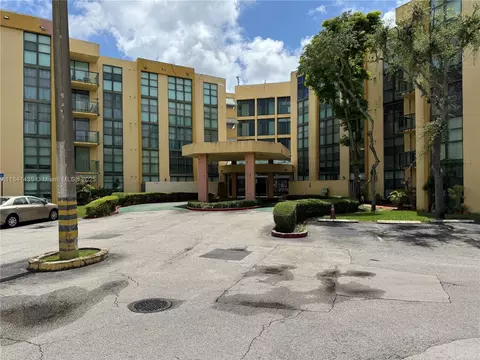 11780 SW 18th St #321-2, Miami, FL 33175