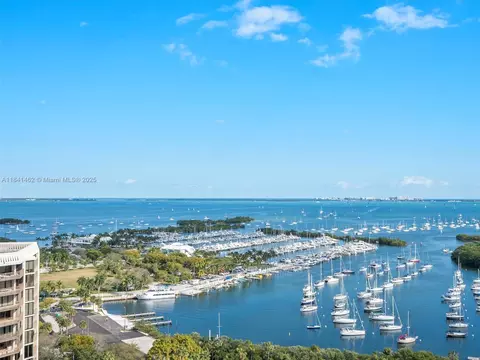 2889 Mcfarlane Rd #2105, Miami, FL 33133