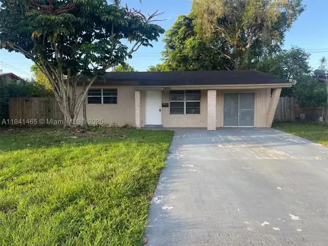 7420 N Farragut St, Hollywood, FL 33024