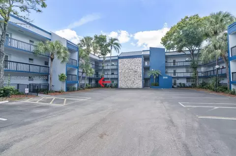 3110 Holiday Springs Blvd #105, Margate, FL 33063