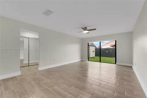 6281 NW 201st St, Hialeah, FL 33015 photo 35