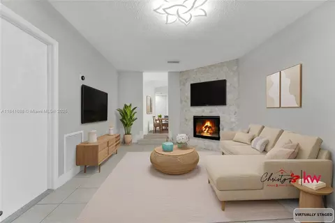 6281 NW 201st St, Hialeah, FL 33015 photo 10