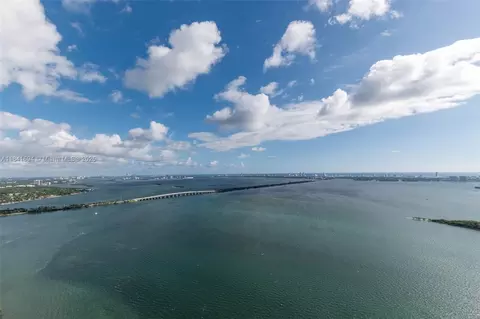 700 NE 24 St #5005, Miami, FL 33137