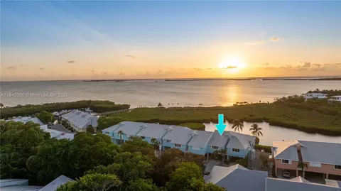 9832 Leeward Ave, Key Largo, FL 33037