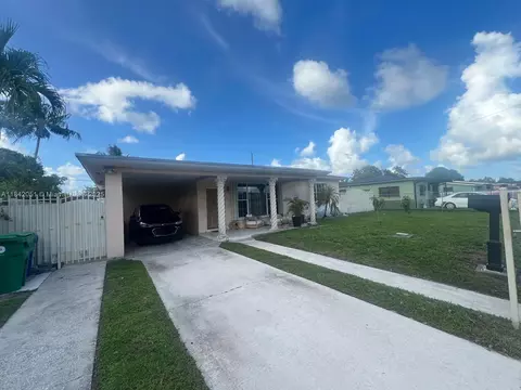 3435 NW 80th St, Miami, FL 33147
