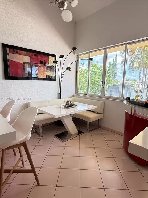 747 W 78th St, Hialeah, FL 33014 photo 12