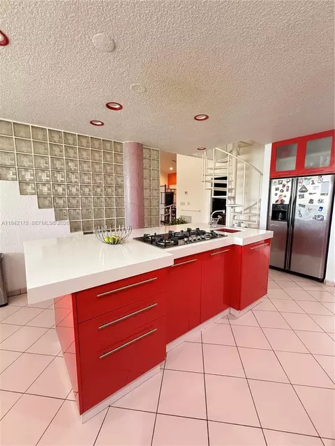 747 W 78th St, Hialeah, FL 33014 photo 11