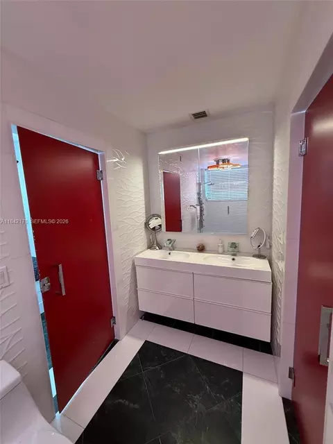 747 W 78th St, Hialeah, FL 33014 photo 25