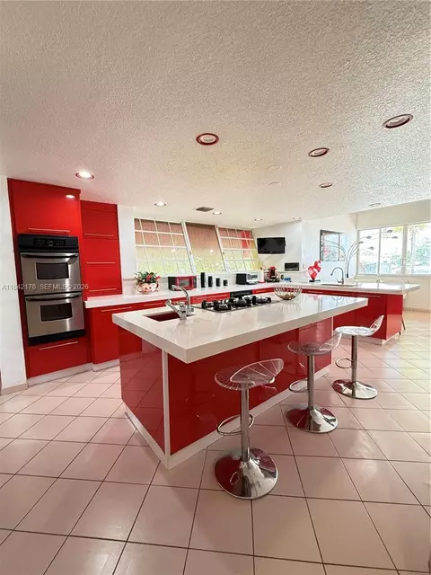 747 W 78th St, Hialeah, FL 33014 photo 6
