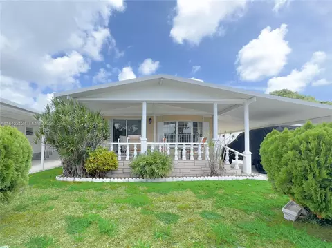 2431 SW 53rd St, Fort Lauderdale, FL 33312