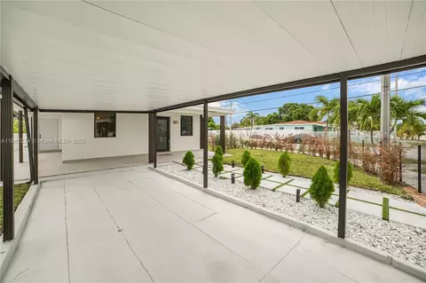 Other - 301 W 30th St, Hialeah, FL 33012 photo 2 of 8
