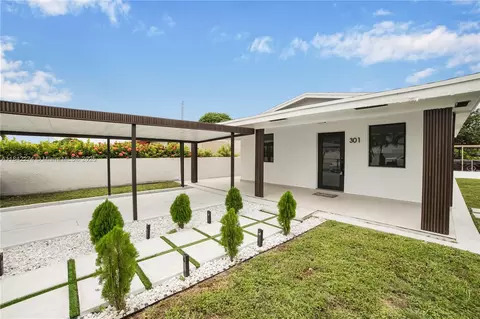 Exterior - 301 W 30th St, Hialeah, FL 33012 photo 2 of 9