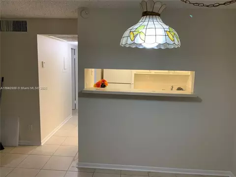 5831 Washington St #45, Hollywood, FL 33023