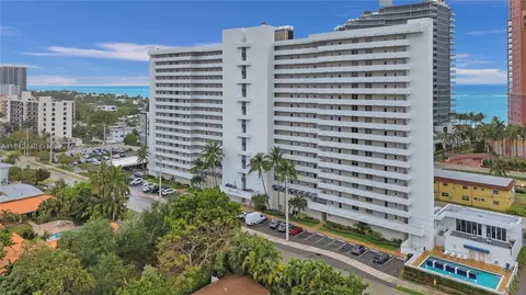 2200 NE 33rd Ave #11H, Fort Lauderdale, FL 33305