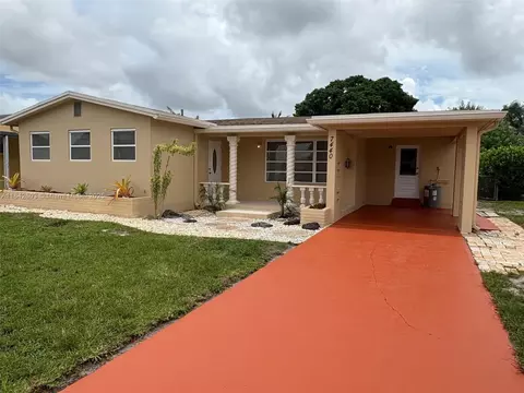 Undisclosed, Hollywood, FL 33024