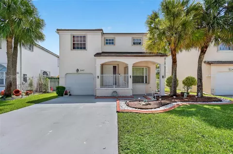 347 NW 153rd Ln, Pembroke Pines, FL 33028