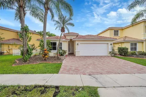 13122 SW 30th St, Miramar, FL 33027