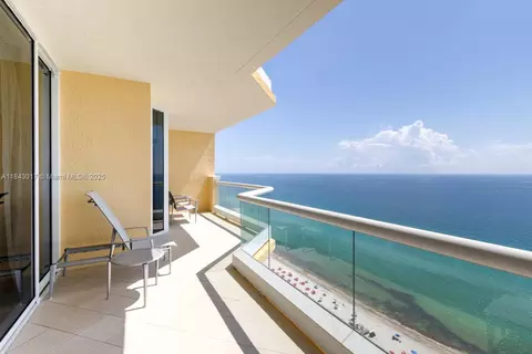17875 Collins Ave #2703, Sunny Isles Beach, FL 33160