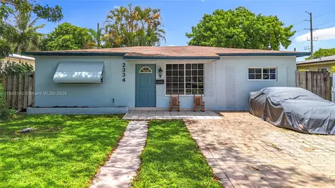 2334 Pierce St, Hollywood, FL 33020