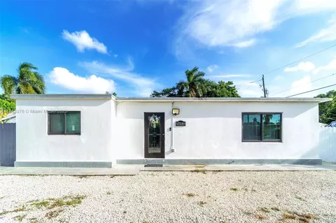15530 Harrison Dr, Homestead, FL 33033