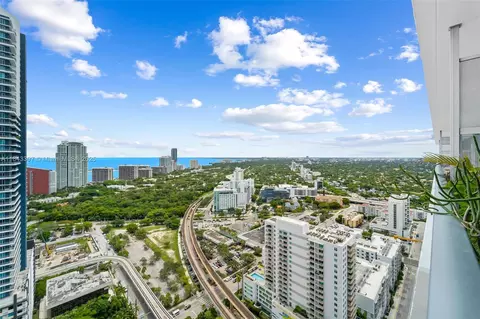 79 SW 12th St #3804-S, Miami, FL 33130