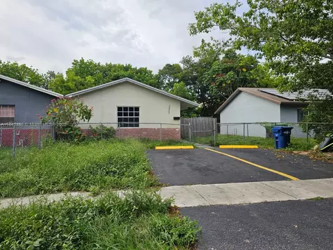 5905 NW 23rd St, Lauderhill, FL 33313