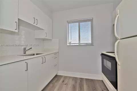 2330 NW 11th St #47, Miami, FL 33125