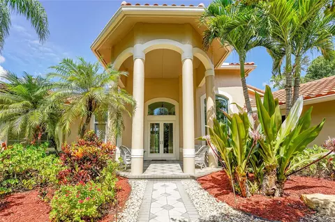 7037 NW 62nd Ter, Parkland, FL 33067