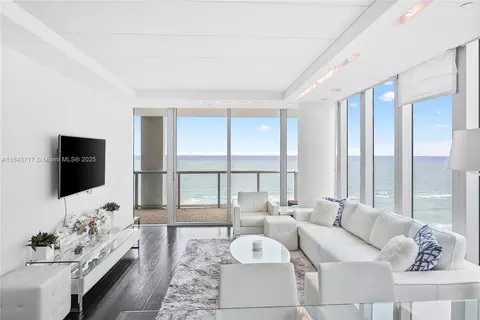 6799 Collins Ave #1005, Miami Beach, FL 33141