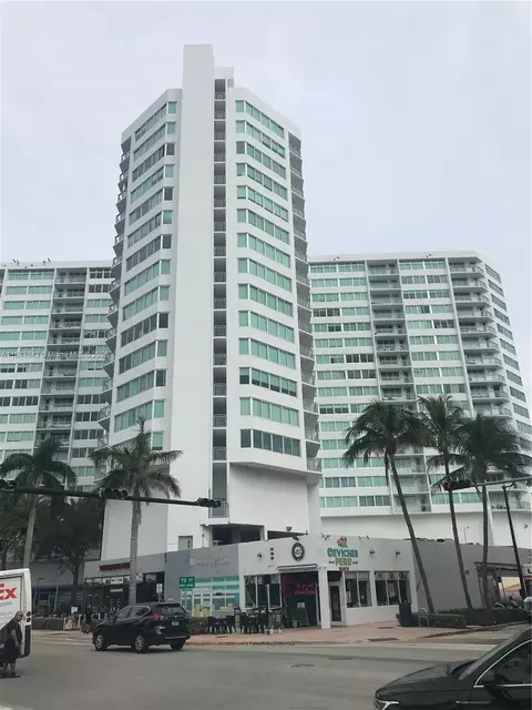 7135 Collins Ave #1203, Miami Beach, FL 33141