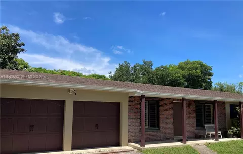 10801 SW 123rd St, Miami, FL 33176