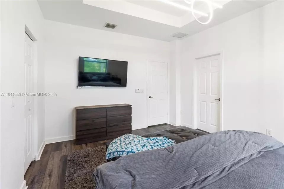 Bedroom - 11313 NW 88th Ter, Doral, FL 33178 photo 4 of 8