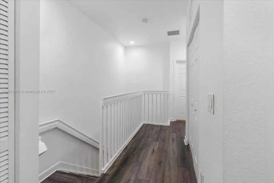 Entry Way - 11313 NW 88th Ter, Doral, FL 33178 photo 1 of 2