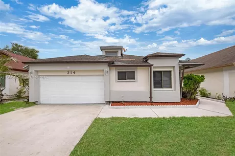 314 Bishop Rd, North Lauderdale, FL 33068 photo 2