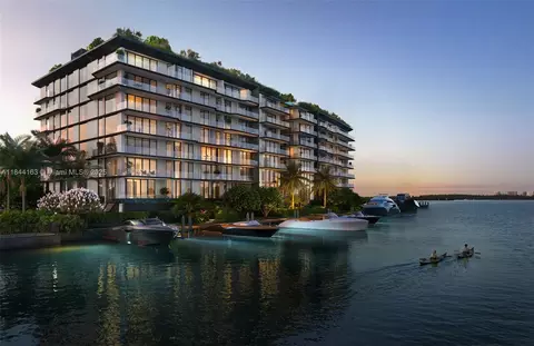 10141 E Bay Harbor Dr #204, Bay Harbor Islands, FL 33154
