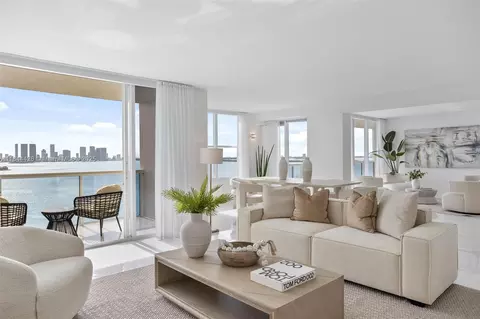 1800 Sunset Harbour Dr #1702/4, Miami Beach, FL 33139