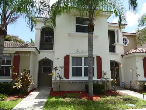 1037 NE 42nd Pl, Homestead, FL 33033