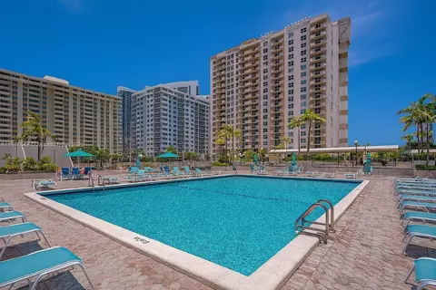 1865 S Ocean Dr #4H, Hallandale Beach, FL 33009