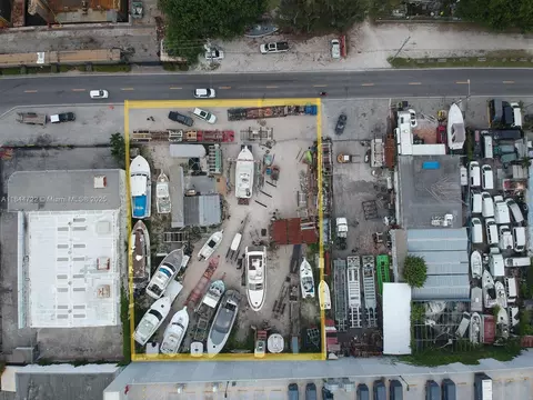 River Dr, Miami, FL 33142 photo 7