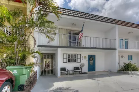 Other - 834 W 80th Pl, Hialeah, FL 33014 photo 2 of 6