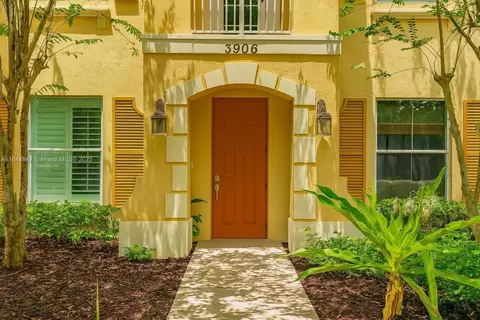 3906 Monarch Ln, Coconut Creek, FL 33073 photo 4