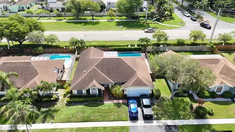 938 SW 149th Ter, Sunrise, FL 33326