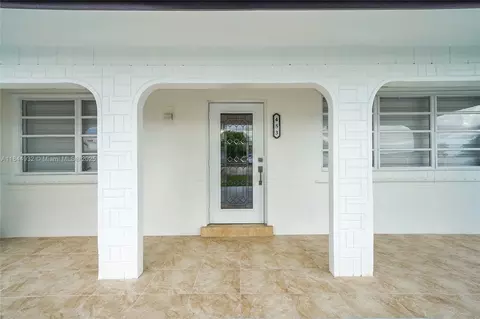 Other - 453 W 40th Pl, Hialeah, FL 33012 photo 4 of 21