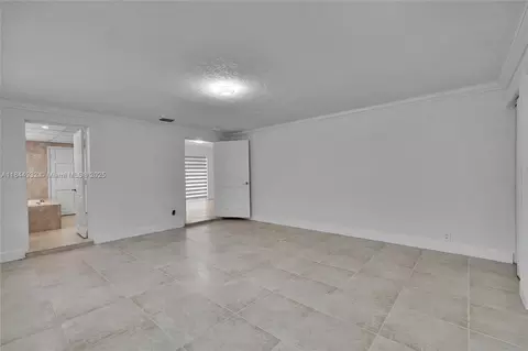 Bedroom - 453 W 40th Pl, Hialeah, FL 33012 photo 5 of 7