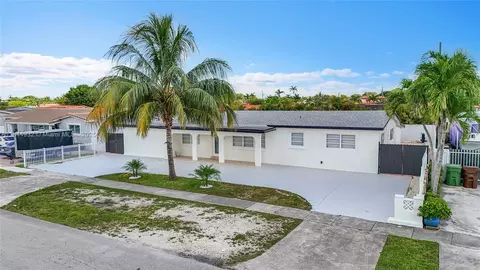 View/Area - 453 W 40th Pl, Hialeah, FL 33012 photo 2 of 15