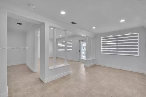 Living - 453 W 40th Pl, Hialeah, FL 33012 photo 5 of 9