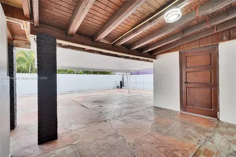 Other - 453 W 40th Pl, Hialeah, FL 33012 photo 14 of 21